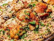 Рецепта Сочни пилешки бутчета с билки, ориз и зеленчуци